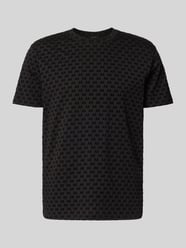 t-shirt o kroju regular fit z nadrukiem na całej powierzchni od Armani Exchange - 33