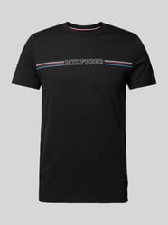 T-Shirt mit Label-Print von Tommy Hilfiger Schwarz - 33