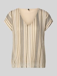 damski t-shirt o kroju regular fit z ażurowym wzorem model 'DEMI' od VERO MODA - 4