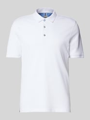 Regular Fit Poloshirt mit Label-Print Modell 'Pete' von Brax - 34