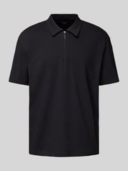 Regular Fit Poloshirt mit kurzem Reißverschluss von MCNEAL - 45