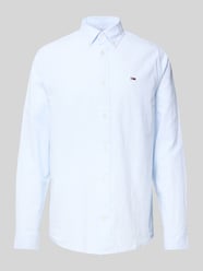 Regular Fit Freizeithemd aus Baumwoll-Leinen-Mix mit Button-Down-Kragen von Tommy Jeans - 18