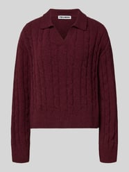 Gebreide pullover met V-hals en platte kraag van Review - 16