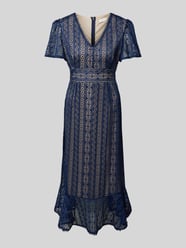 Midikleid mit Lochstickerei von Apricot - 9