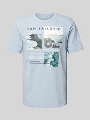 T-Shirt mit Motiv-Label-Print von Tom Tailor Blau - 35