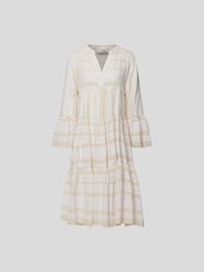 Midikleid mit Kufiya-Muster von Devotion Weiß - 16