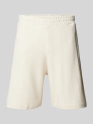 Regular Fit Sweatshorts mit Strukturmuster von REVIEW - 46