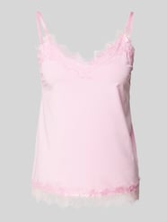 Top mit Spitzenbesatz Modell 'BICCO' von FREE/QUENT Pink - 28