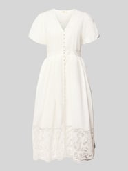 Sukienka midi z haftem ażurowym model 'Cecily' od SUNCOO PARIS - 47