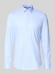 Super krój slim fit koszula biznesowa z kołnierzykiem kent od Jake*s - 11