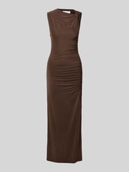 Długa sukienka z marszczeniami model ‘Domique’ od LeGer by Lena Gercke - 37