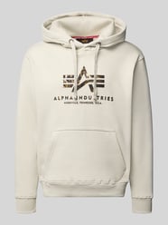 Bluza z kapturem z logo i kieszenią kangurką od Alpha Industries - 46