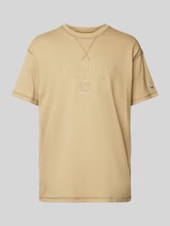 Regular fit T-shirt van puur katoen met labelstitching van Tommy Jeans Beige - 34