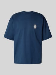 T-shirt z okrągłym dekoltem od REVIEW - 41