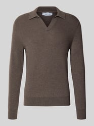 Gebreide pullover van scheerwol met platte kraag en V-hals van GRAN SASSO Beige - 35