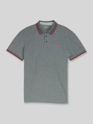 Koszulka polo o kroju regular fit z kołnierzykiem w kontrastowym kolorze od Tom Tailor - 22