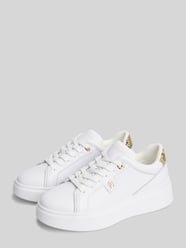 Sneaker aus echtem Leder mit Logo-Detail von Tommy Hilfiger - 4