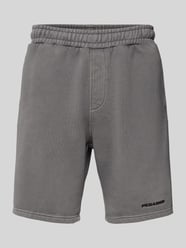 Regular Fit Sweatshorts mit Label-Stitching von Pegador - 2