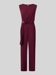 Regular Fit Jumpsuit mit Zierbesatz von Rinascimento Bordeaux - 7