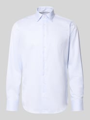 Regular Fit Business-Hemd mit Mini Check und Kentkragen von Christian Berg Men - 11