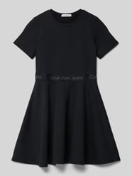 Kleid mit Label-Detail von Calvin Klein Jeans Schwarz - 24