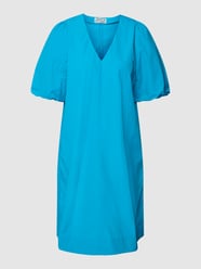 Knielange jurk met V-hals van JAKE*S STUDIO WOMAN Blauw / turquoise - 19