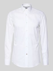 Slim Fit Business-Hemd mit Kentkragen Modell 'Hank Kent' von BOSS - 44