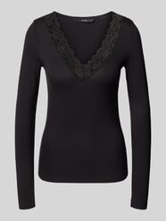 Regular Fit Langarmshirt aus Viskose-Mix Modell 'ROSA' von Vero Moda - 1