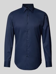 Slim Fit Business-Hemd mit Kentkragen Modell 'Hank' von BOSS Blau - 32