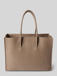 Shopper mit Strukturmuster Modell 'MYRTHA' von Coccinelle Braun - 2