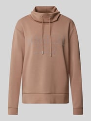 Regular Fit Sweatshirt mit Statement-Prägung von Christian Berg Woman Beige - 17