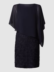 Cocktailkleid mit Cape aus Chiffon  von Christian Berg Cocktail Blau - 47