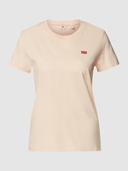 T-Shirt mit Label-Detail von Levi's® Pink - 39