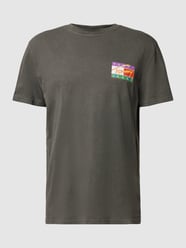 T-shirt z okrągłym dekoltem model ‘SIGNATURE POP’ od Tommy Jeans - 36