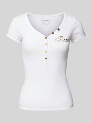 T-shirt met labelprint, model 'HENLEY' van Guess - 12