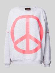 Sweatshirt mit Motiv-Print von miss goodlife Grau - 21