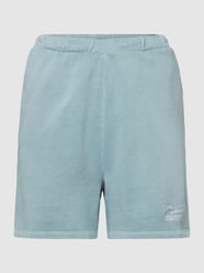 Sweatshorts mit Label-Stitching von Guess - 32