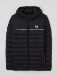 Kurtka pikowana z kapturem model ‘Arietty’ od SERGIO TACCHINI Czarny - 48
