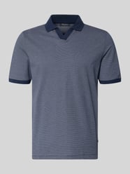 Regular Fit Poloshirt aus Baumwolle mit V-Ausschnitt von MAERZ Muenchen - 1