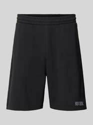 Regular Fit Sweatshorts mit Label-Stitching von REVIEW - 10