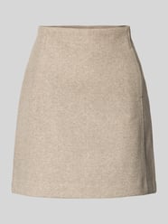 Minirok met steekzakken opzij, model 'FORTUNEALLISON' van Vero Moda Beige - 13