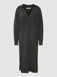Strickkleid mit V-Ausschnitt von REVIEW Grau - 10