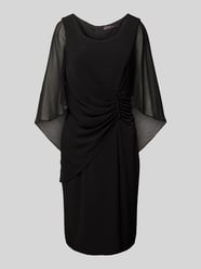 Knielanges Cocktailkleid mit Raffung von Vera Mont Schwarz - 21