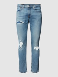 Jeans mit Label-Patch Modell 'Taper' von Levi's® Blau - 12