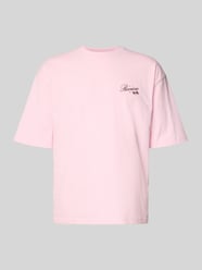 T-shirt z okrągłym dekoltem i nadrukiem z logo labelu od REVIEW - 9