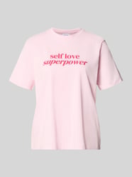 T-Shirt mit geripptem Rundhalsausschnitt Modell 'NORA' von VILA Pink - 27