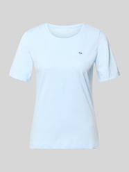 T-shirt z haftowanym motywem i dekoltem w kształcie litery O od Christian Berg Woman - 31