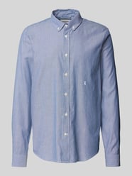 Regular Fit Freizeithemd mit Button-Down-Kragen Modell 'QUAASA' von Armedangels Blau - 33