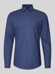 Koszula biznesowa o kroju slim fit z mieszanki bawełny model 'HANK' od BOSS - 31