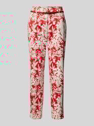 Slim Fit Stoffhose mit Gürtel von Christian Berg Woman - 24